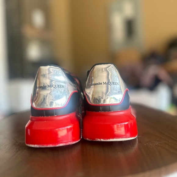 Pre-owned Alexander Mcqueens size 9 - Picture 15 of 15